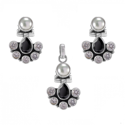 Black Onyx, Zircon & Pearl 925 Sterling Silver Earrings & Pendent Set  