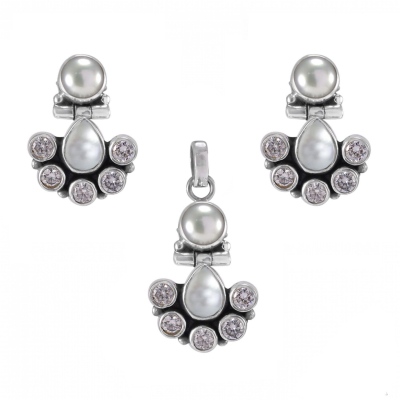 Pearl & Cubic Zircon 925 Sterling Silver Earrings & Pendent Set 